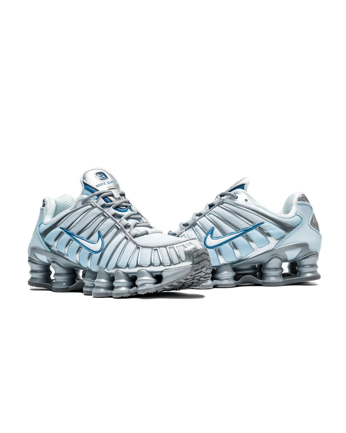 Nike on sale shox metallic